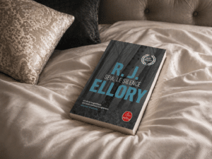 Le livre Seul Le Silence de R.J. Ellory